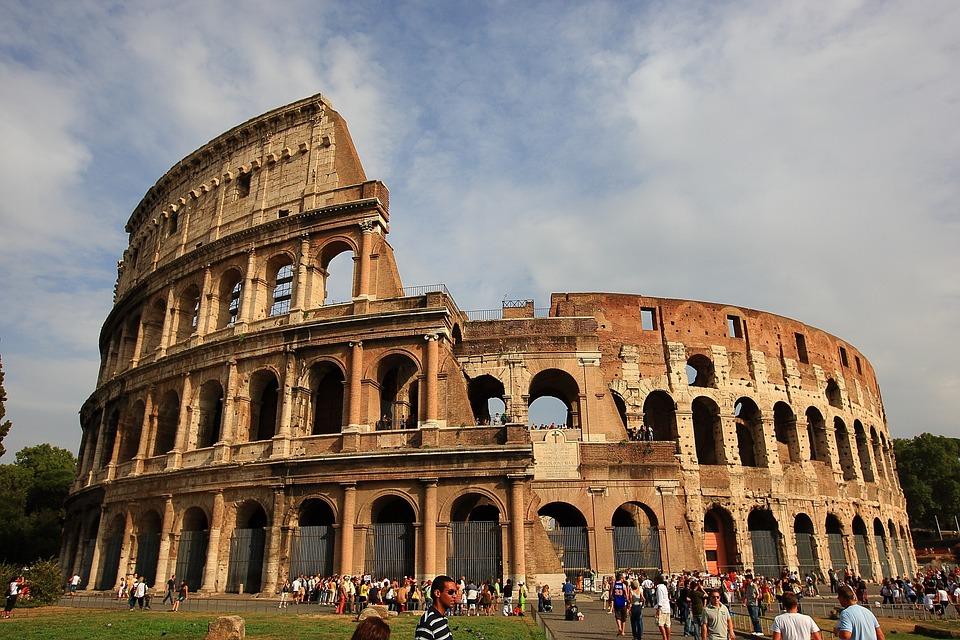 Tourism in Italy: From Ancient Rome to Modern Cities