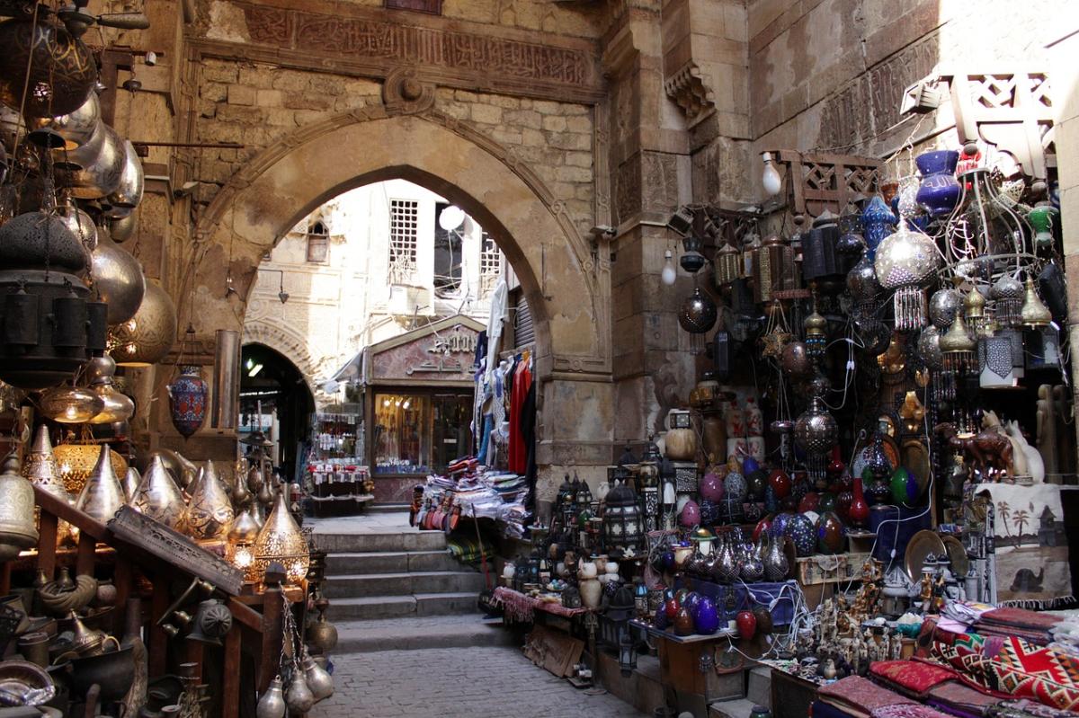 Strolling Around in Egypts Colorful Markets & Bazaars
