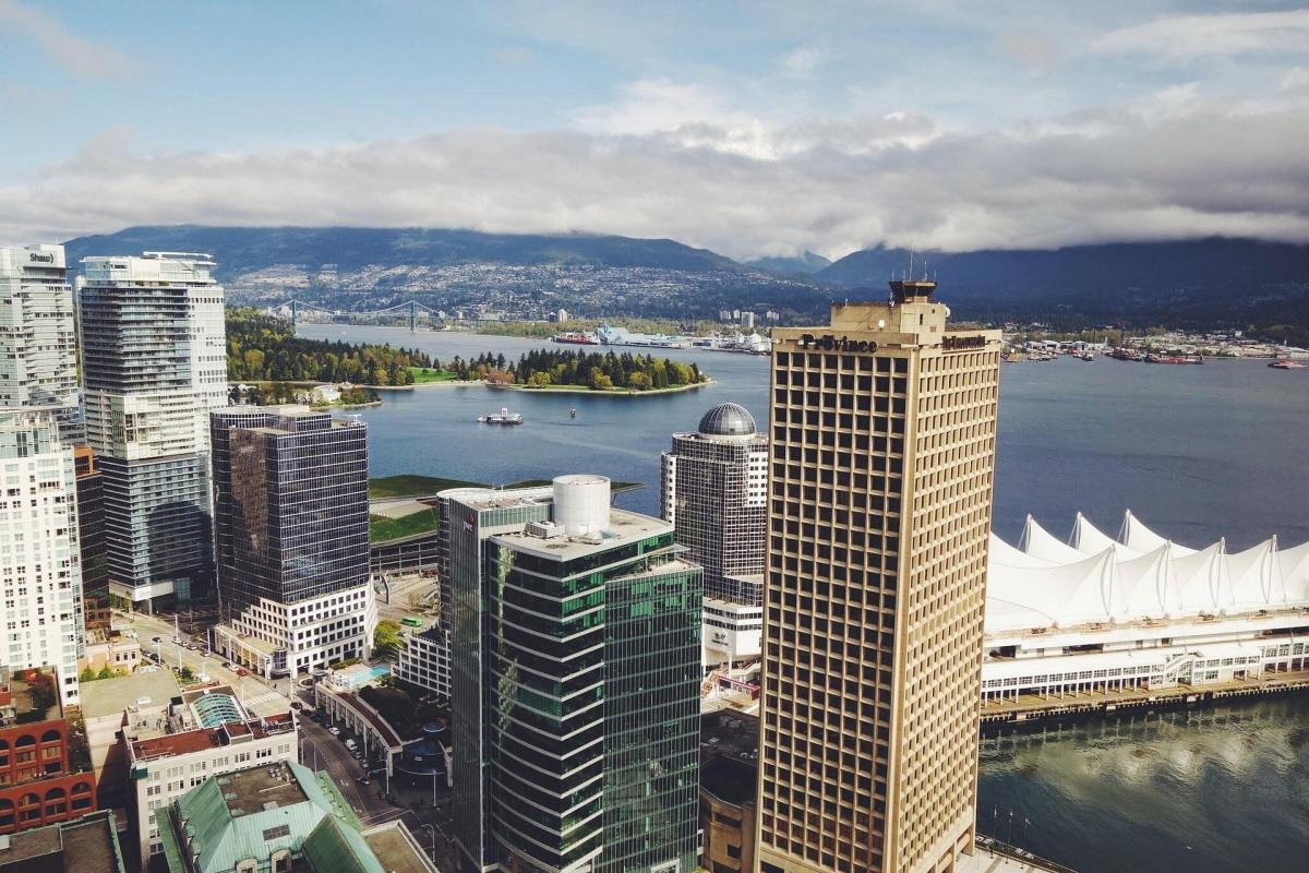 What Are the Most Famous Streets in Vancouver for Food, Shopping, and Culture?