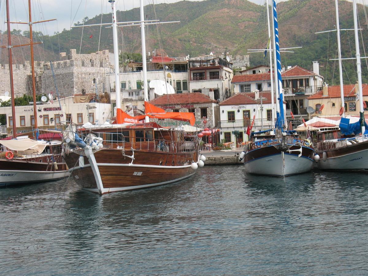 A Comprehensive Travel Guide to Marmaris, Turkey